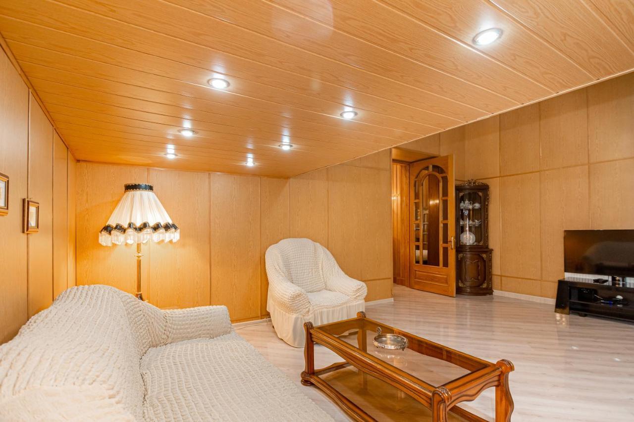 Rustaveli Downtown Aparthotel Tbilisi Ngoại thất bức ảnh