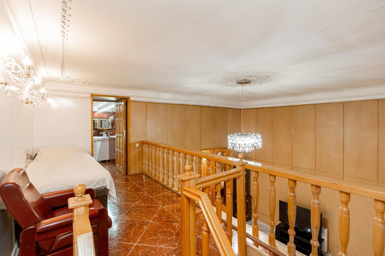 Rustaveli Downtown Aparthotel Tbilisi Ngoại thất bức ảnh