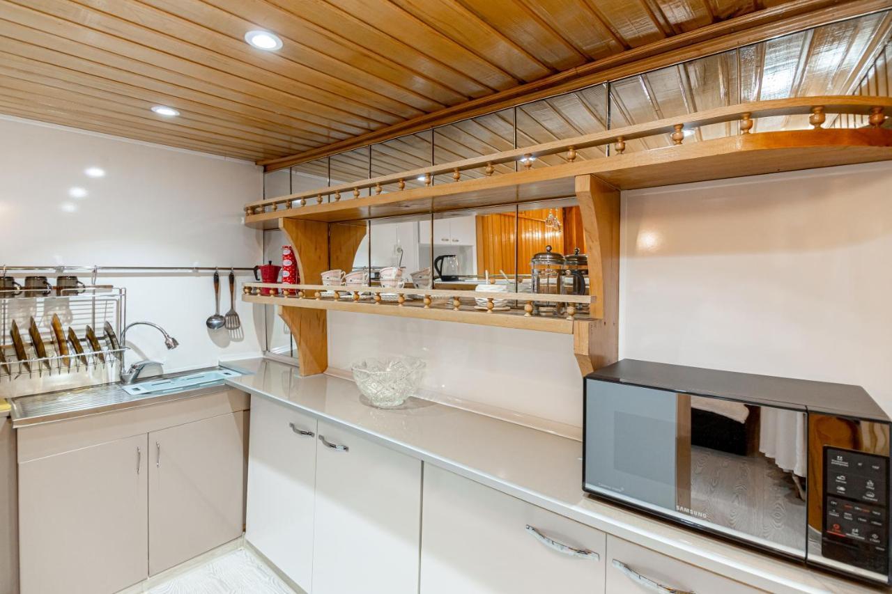 Rustaveli Downtown Aparthotel Tbilisi Ngoại thất bức ảnh
