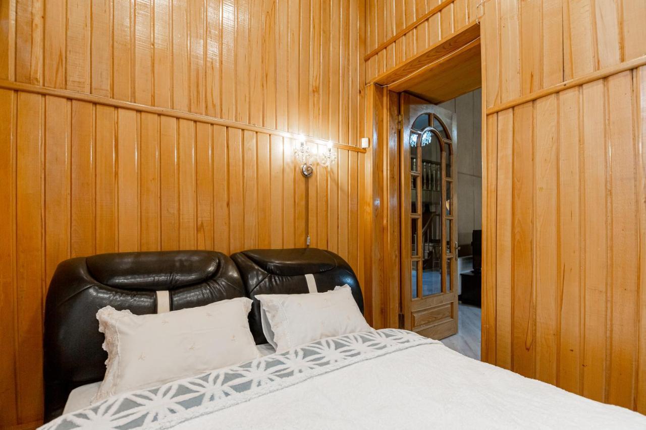 Rustaveli Downtown Aparthotel Tbilisi Ngoại thất bức ảnh